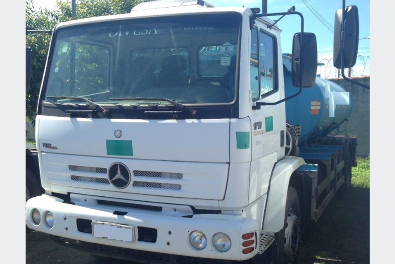 Mercedes Benz MB 1718 - 11 7