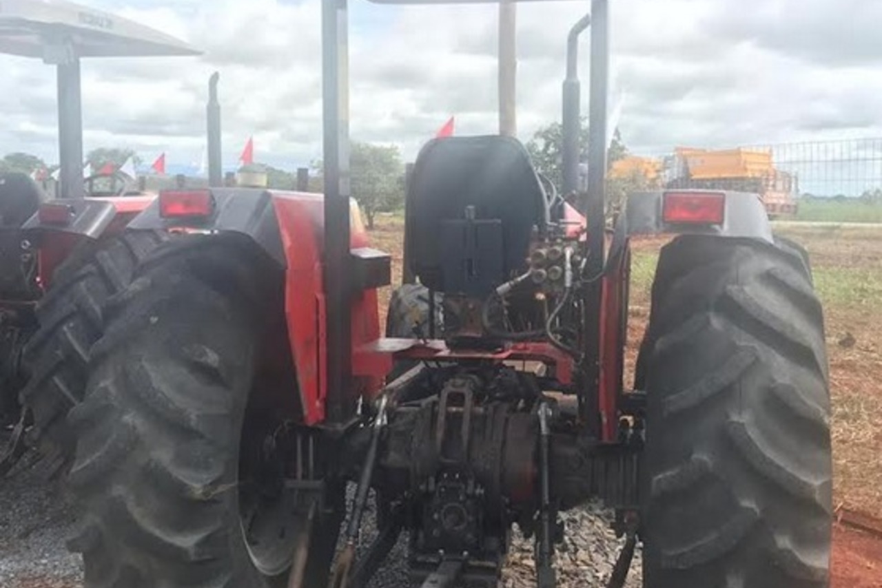 Massey Ferguson 283 - 06/06 2