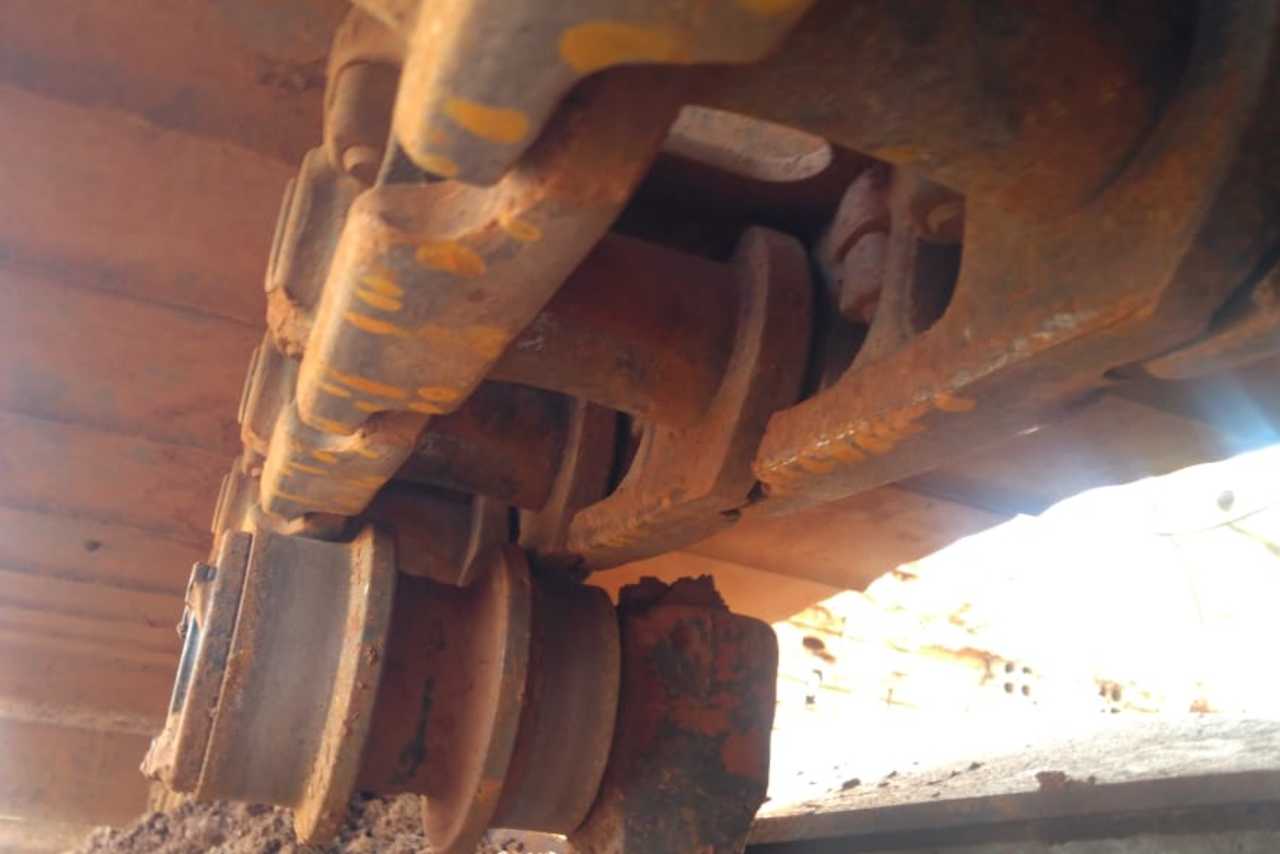 Komatsu PC200 - 09/09 2