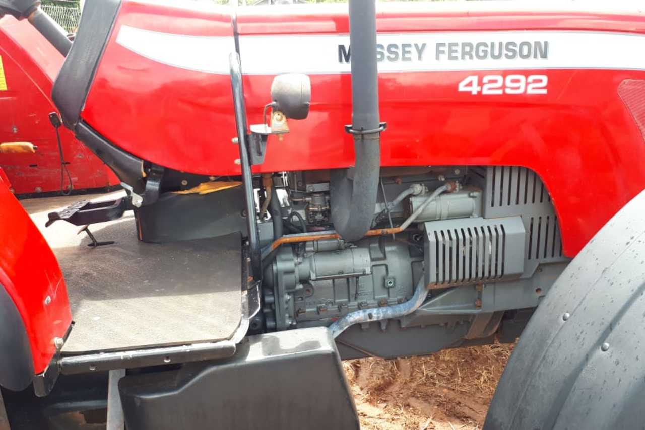 Massey Ferguson 4292 - 12/12 4