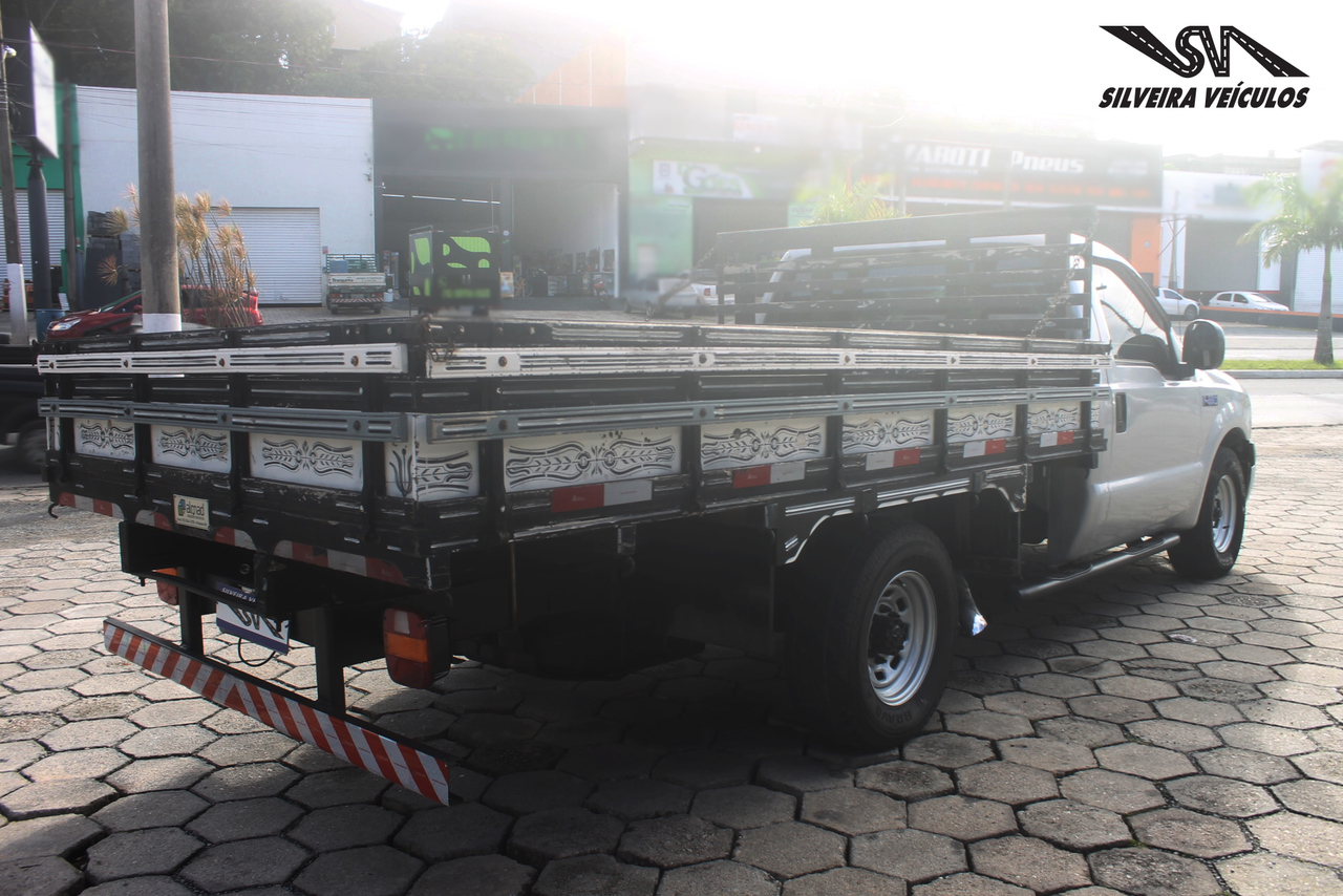 Ford F350 - 02/02 5