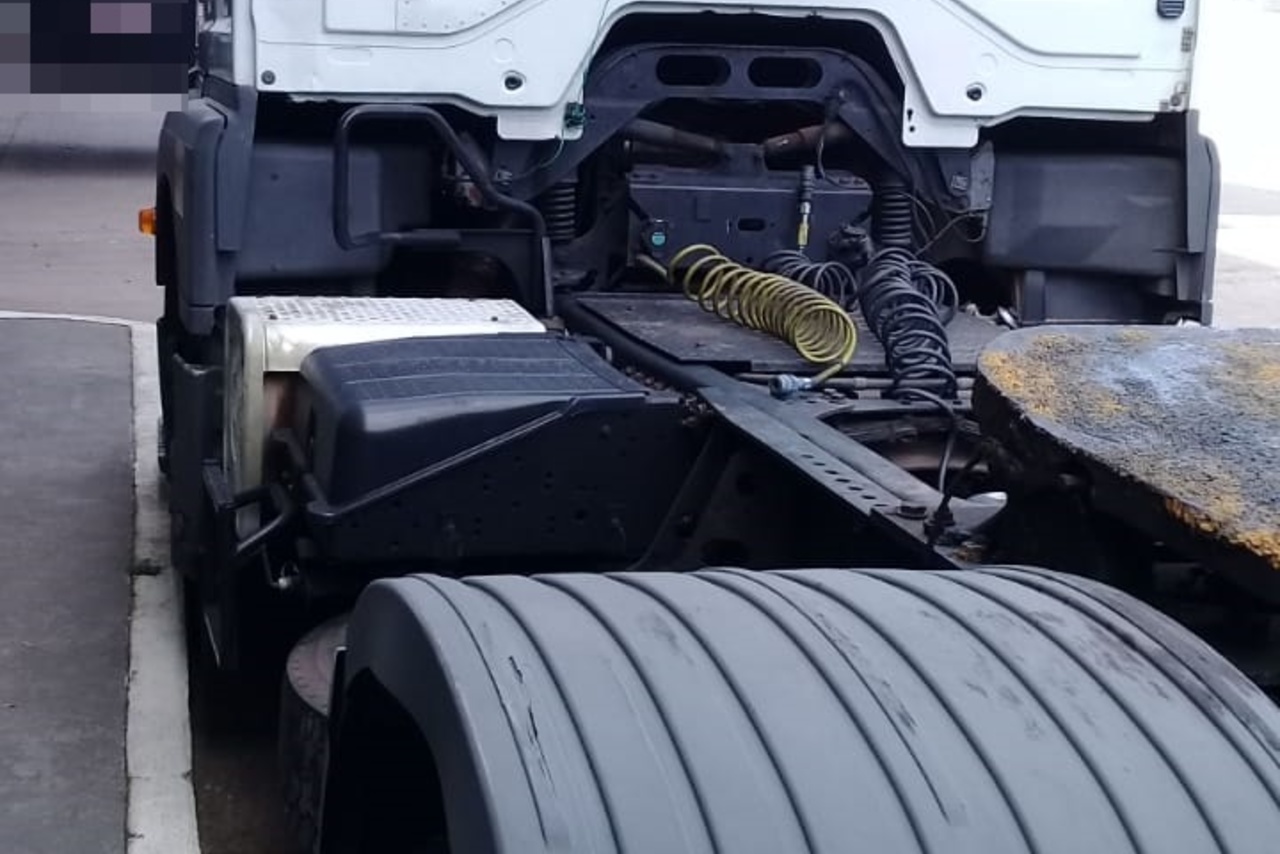 Mercedes Benz Axor 1933 - 09/09 5