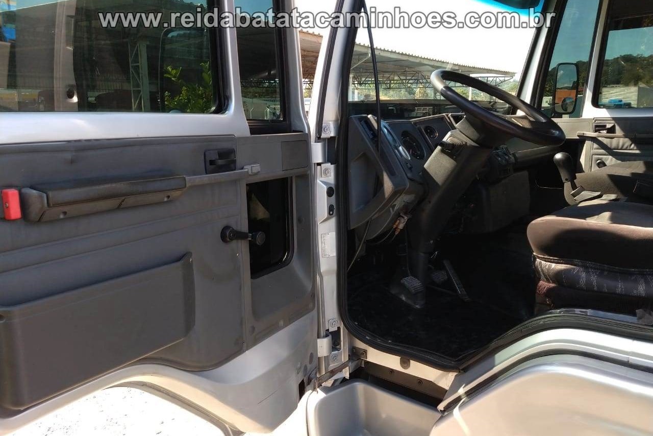 Ford Cargo815 - 03/03 7