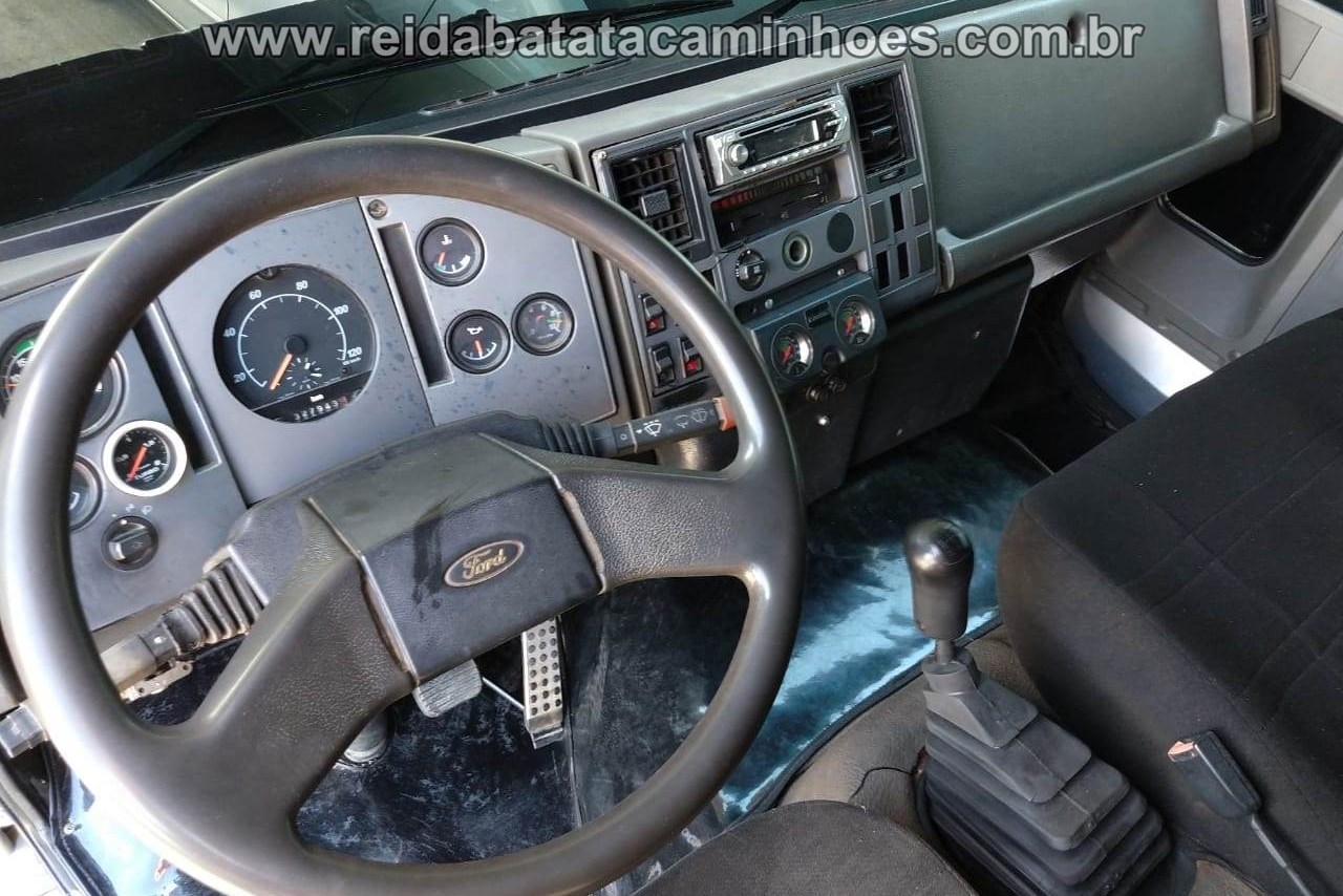 Ford Cargo815 - 03/03 8