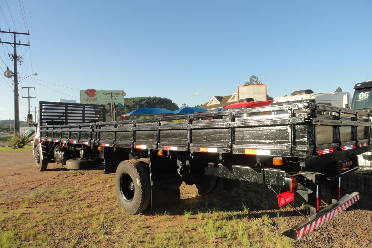 Ford Cargo1317 -  5