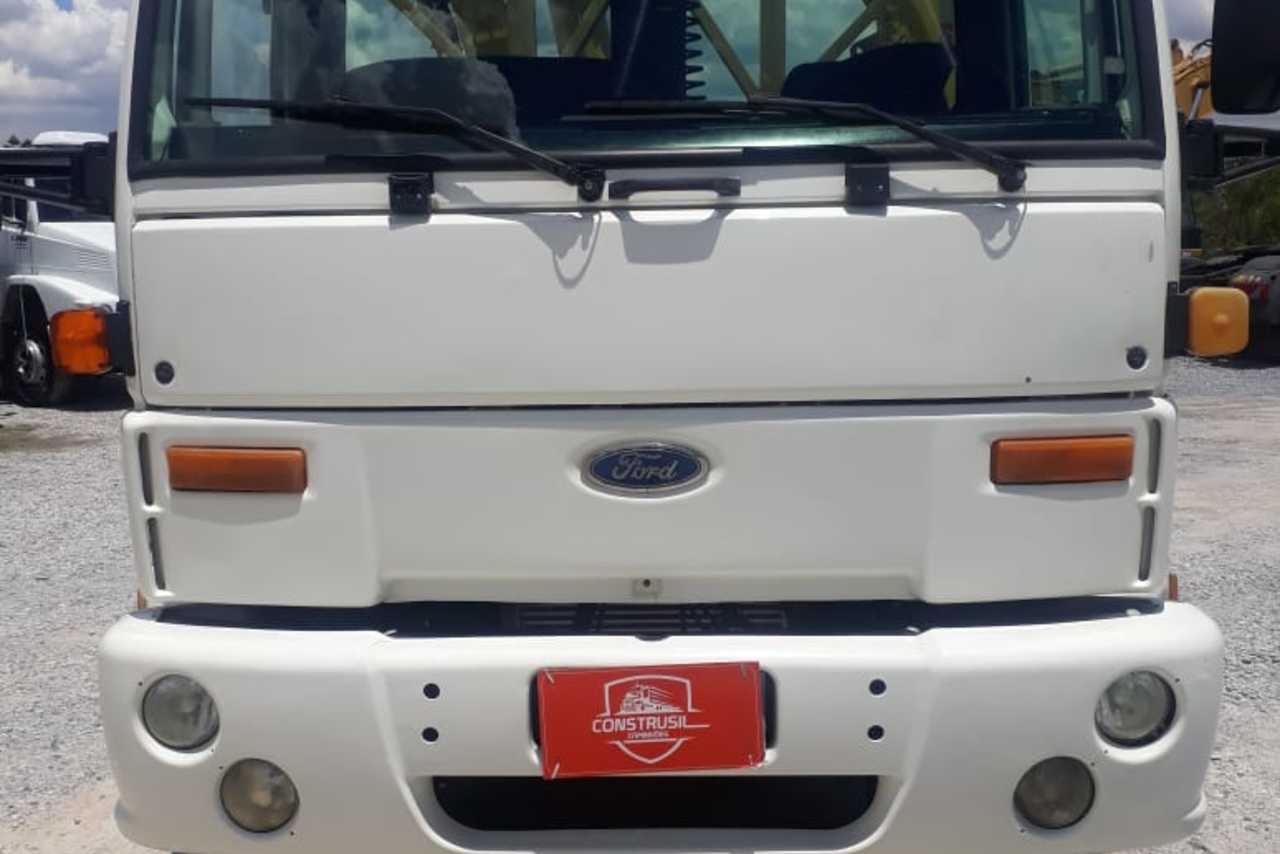 Ford Cargo1317 - 02/03 9