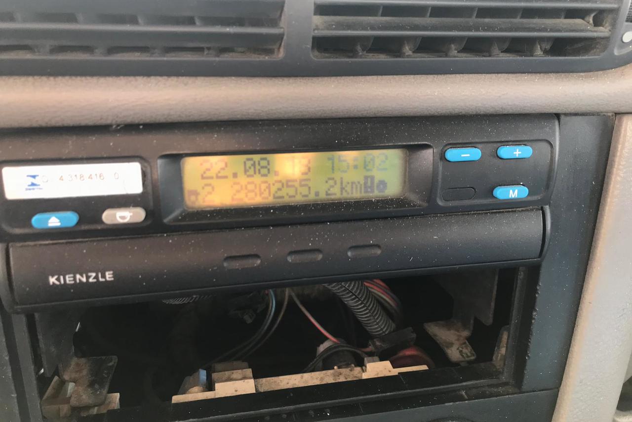 Volkswagen 13-180 - 06/06 2