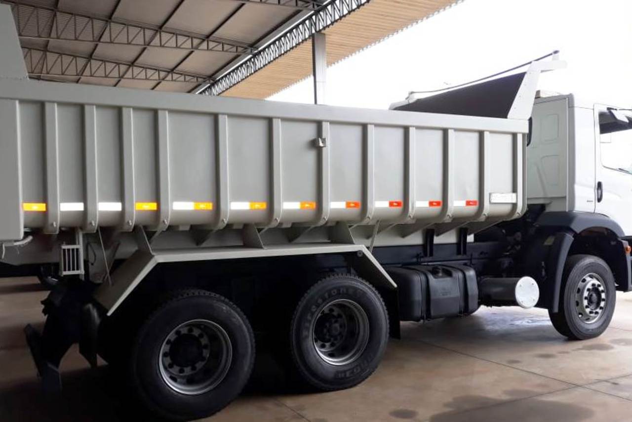 Volkswagen 31-280 E Constel. 6x4 - 12/13 3