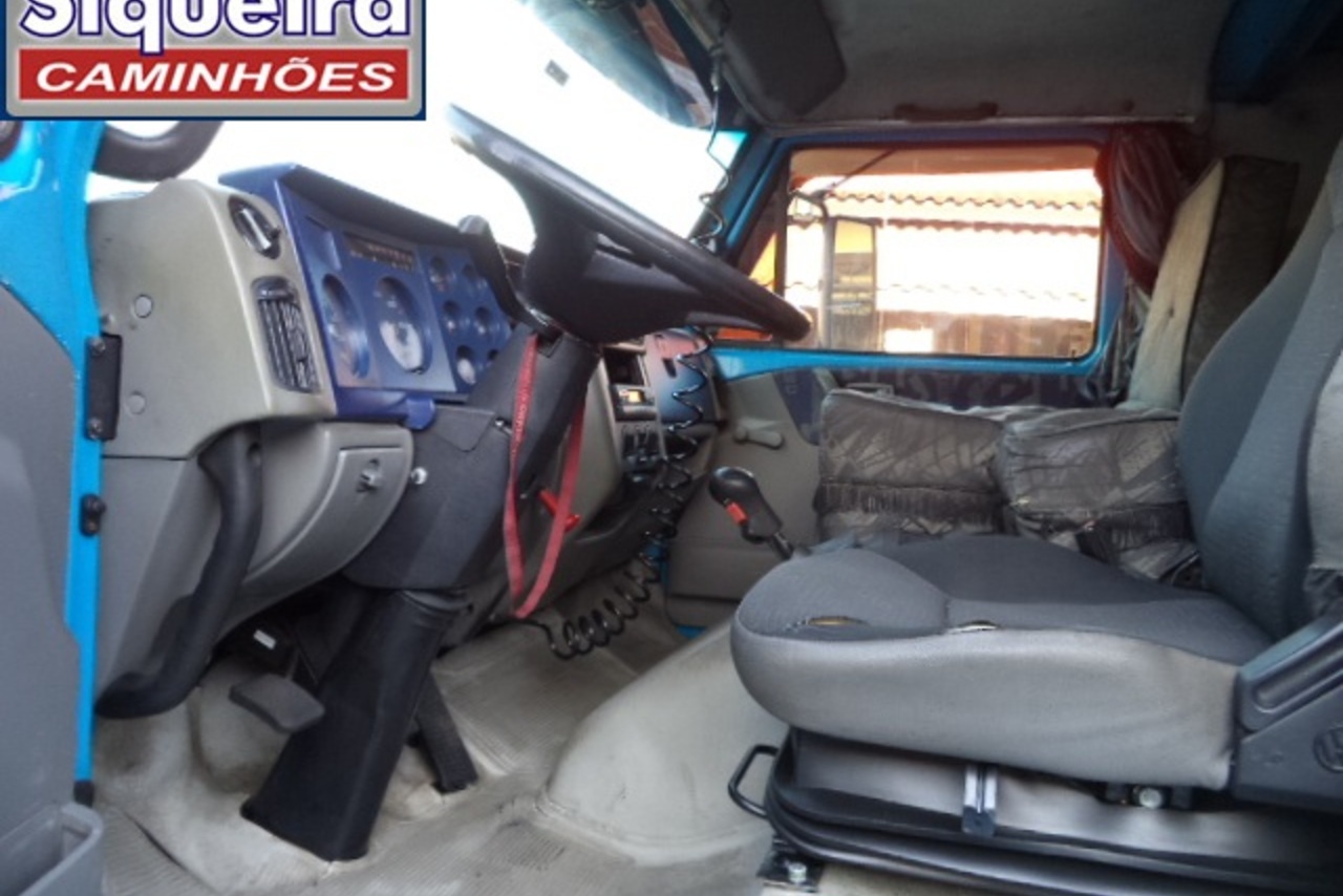 Volkswagen 23 210 - 04/04 4