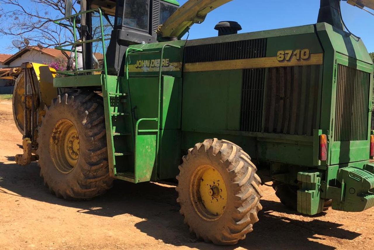John Deere 6710 - 98/98 2