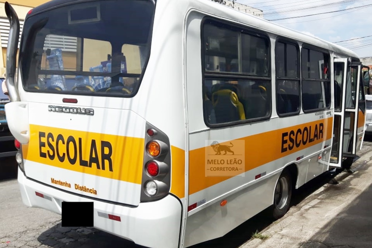 Volkswagen Neobus - 09/10 5