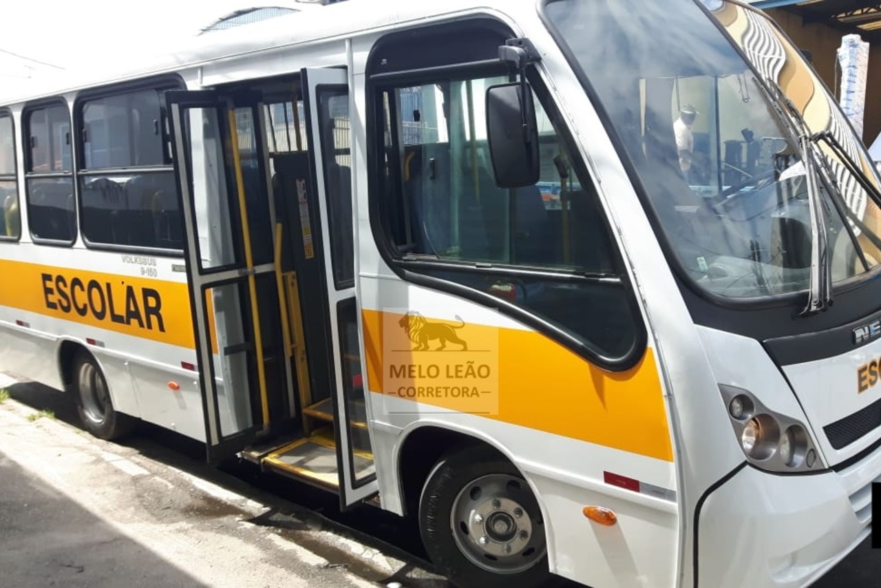 Volkswagen Neobus - 09/10 8
