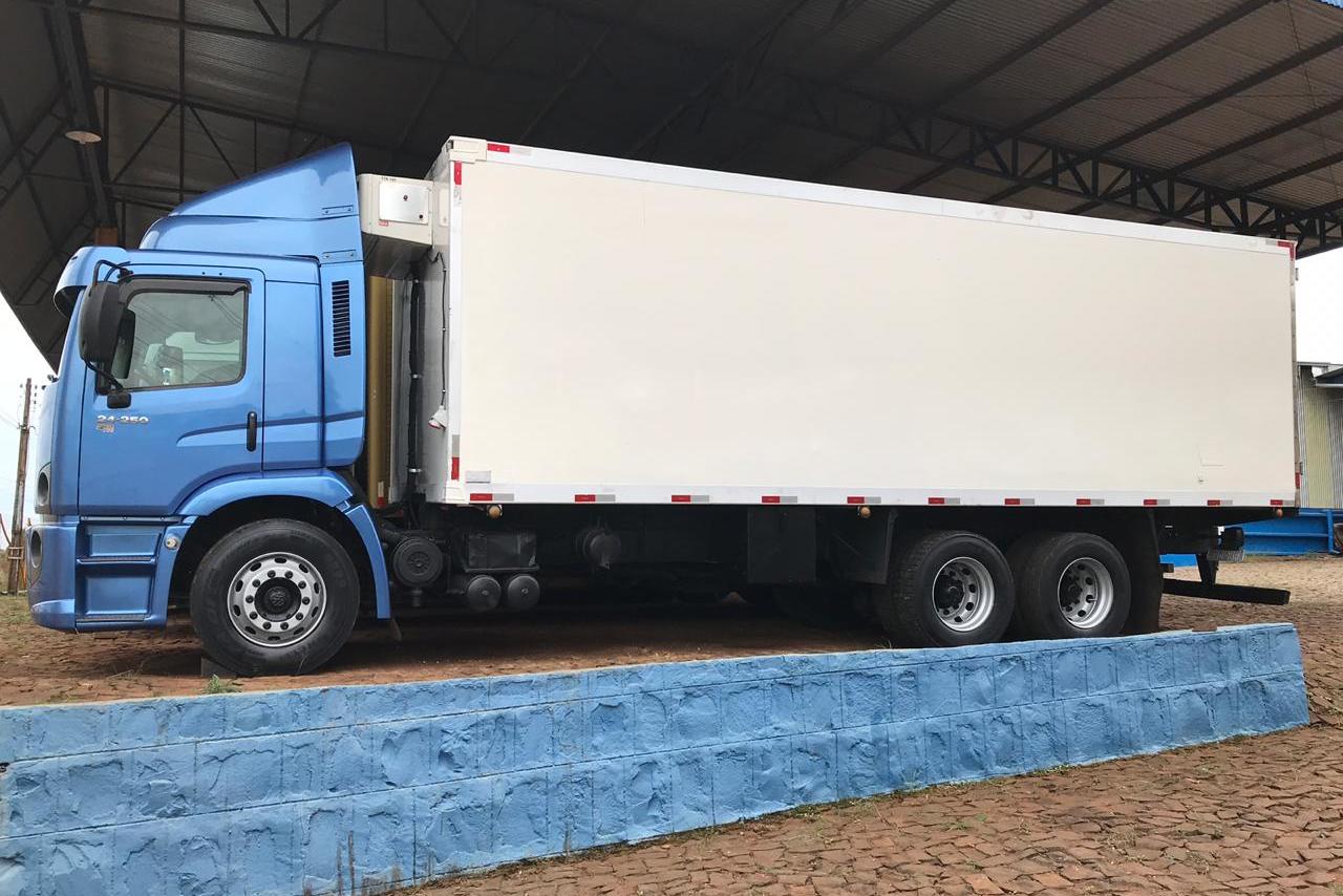 Volkswagen 24-250 E Constellation 3-Eixos - 09/10 5