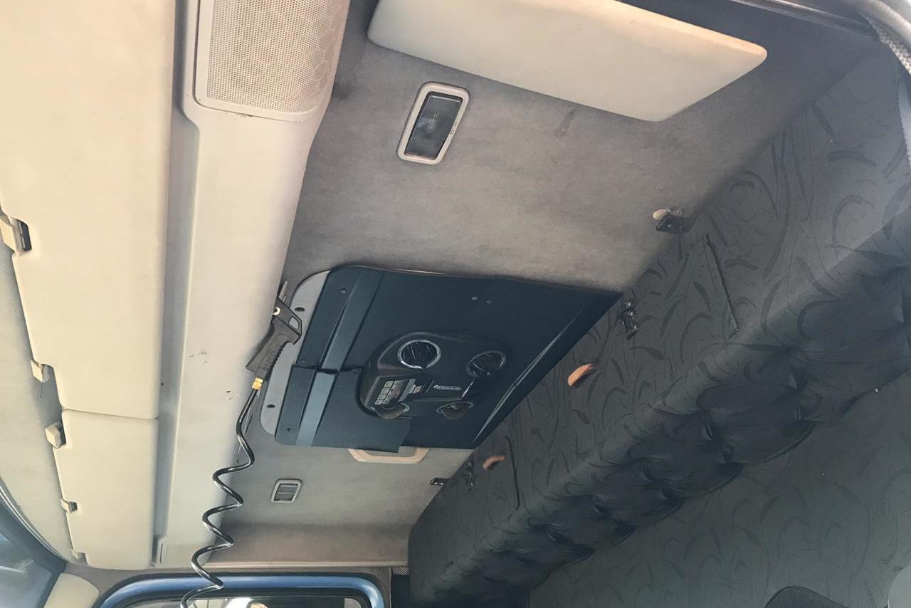 Volkswagen 24-250 E Constellation 3-Eixos - 09/10 13