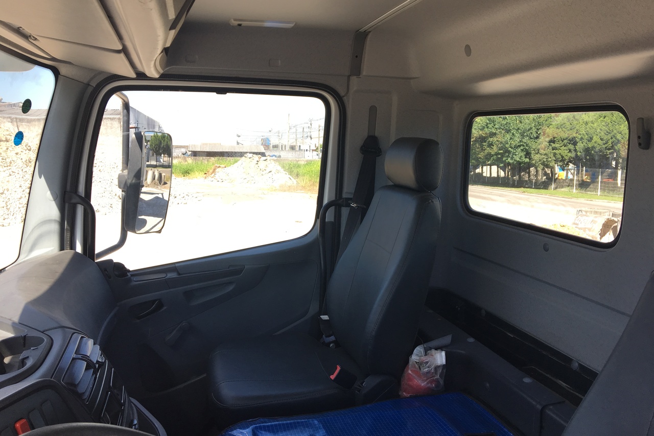 Mercedes Benz Axor 2831 - 11/11 2