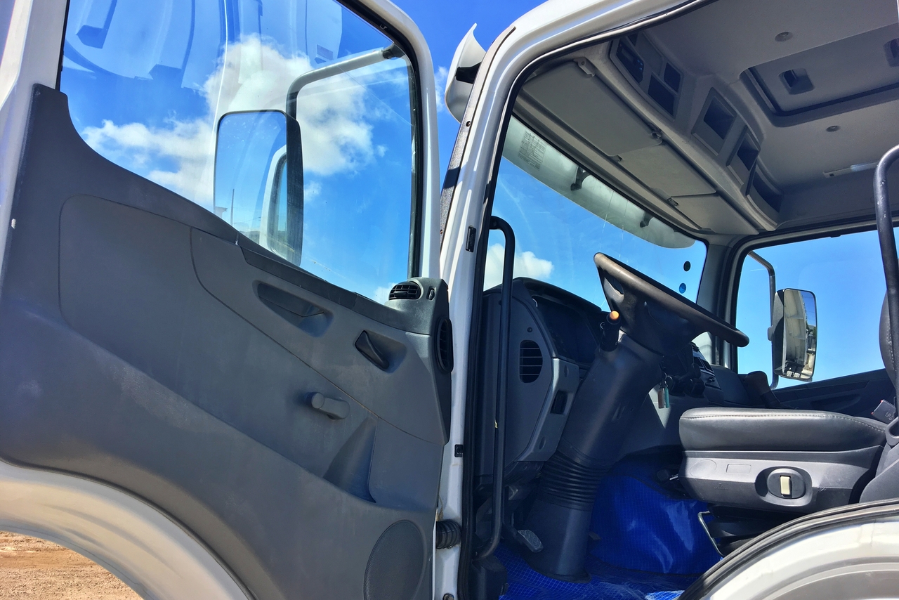 Mercedes Benz Axor 2831 - 11/11 6