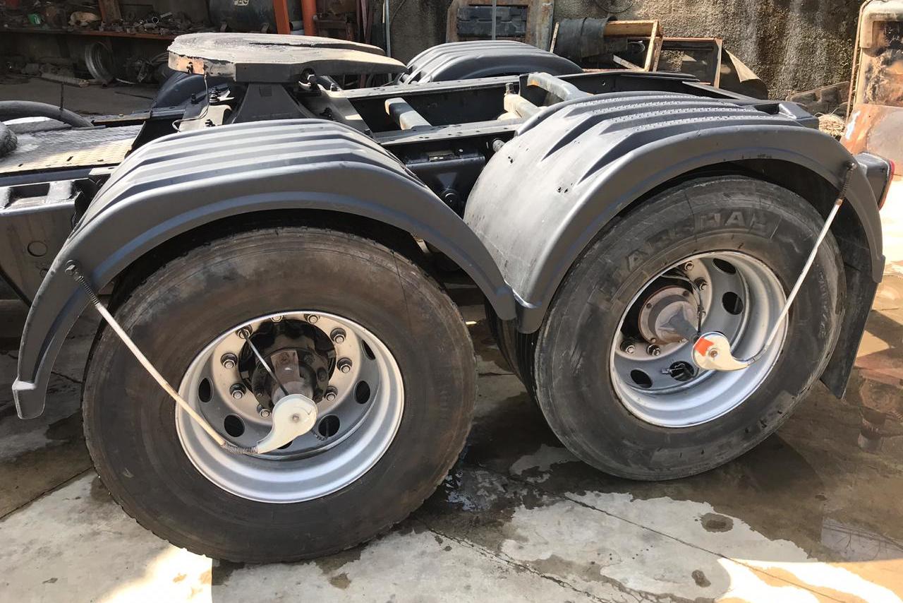 Volkswagen 19-320 Titan - 06/06 7