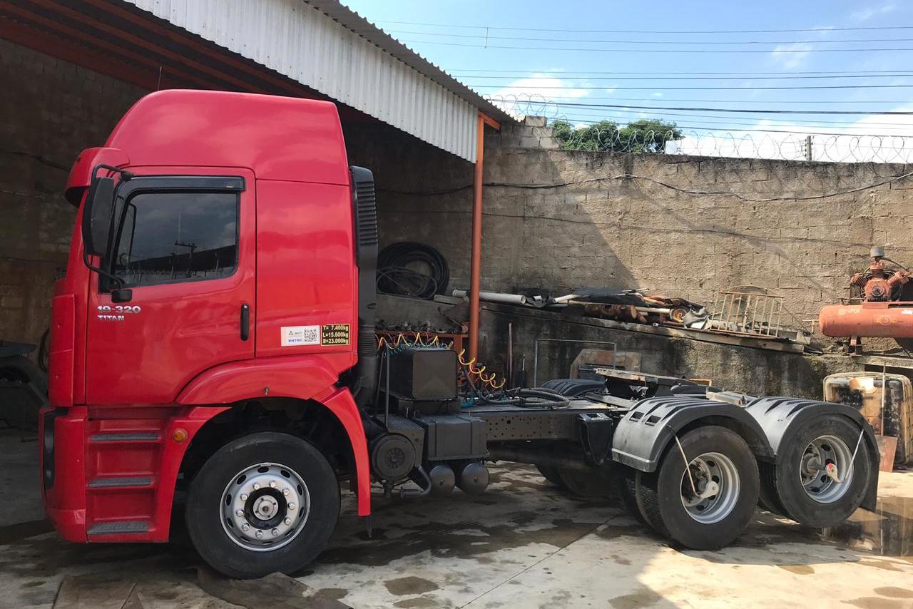 Volkswagen 19-320 Titan - 06/06 13
