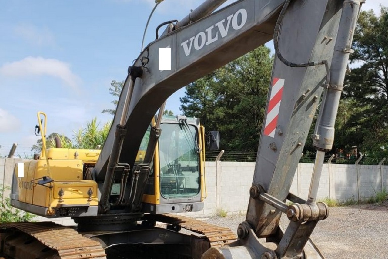 Volvo EC210BLC - 05/05 2