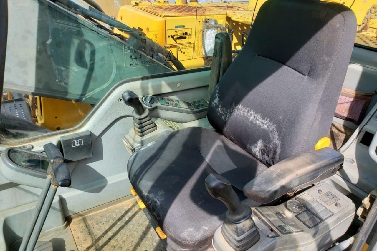 Volvo EC210BLC - 05/05 5