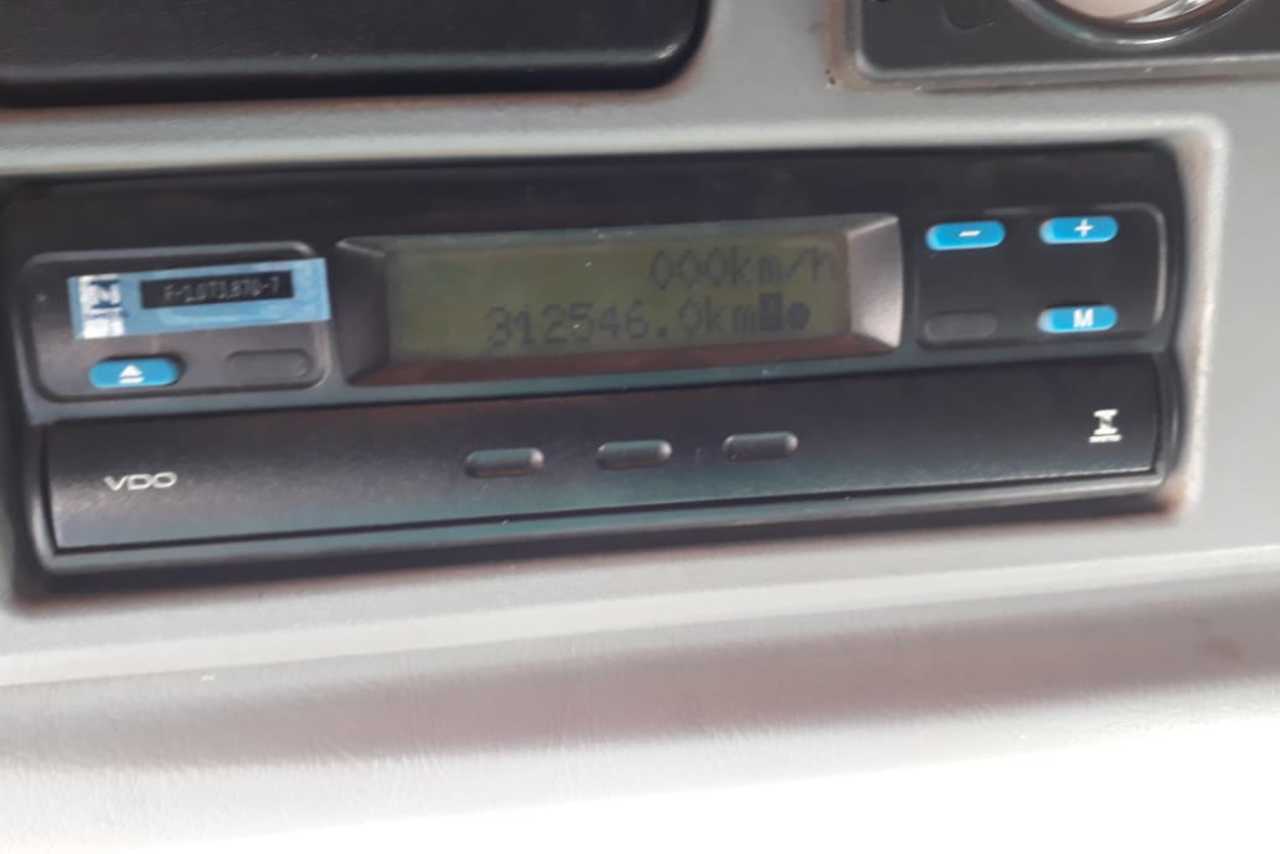 Mercedes Benz Atego 2430 - 14/14 8