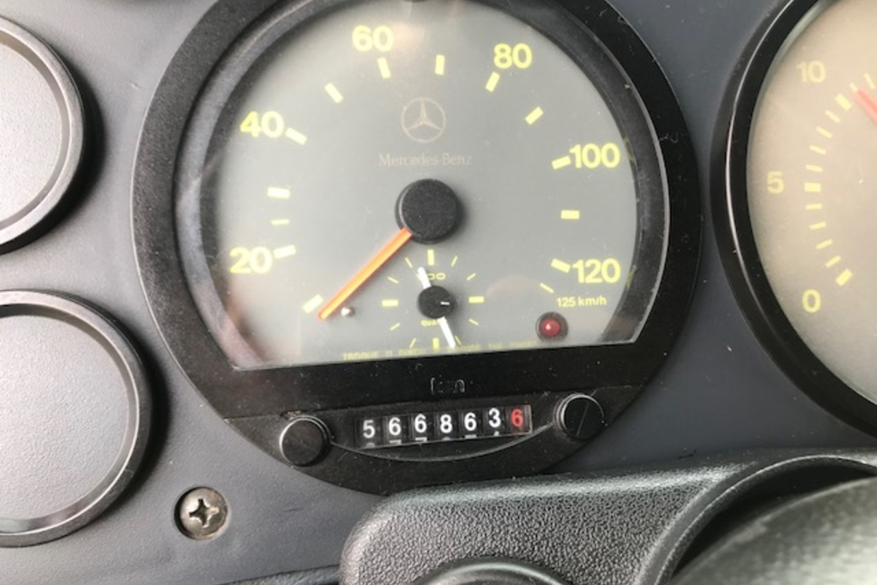 Mercedes Benz MB 1620 - 09/09 8