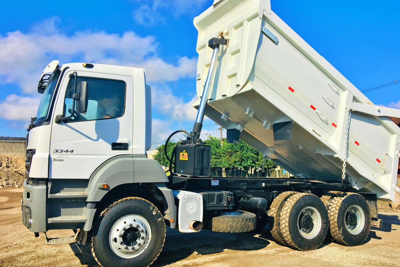 Mercedes Benz Axor 3344 - 11/11 16