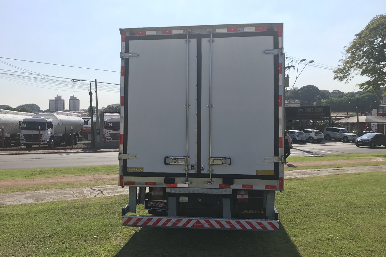 Volkswagen 8 150 - 08/09 5