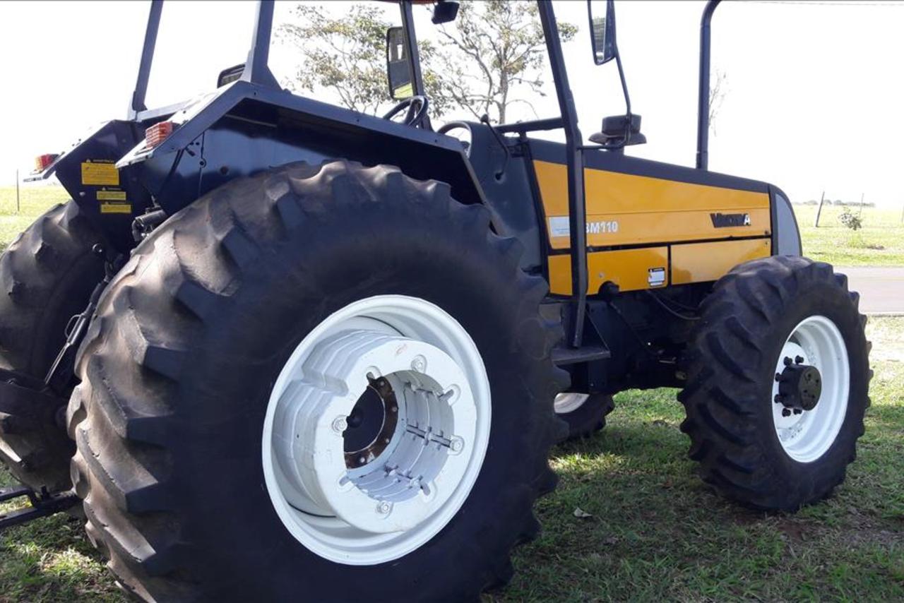 Valtra BM 110 - 04/04 9