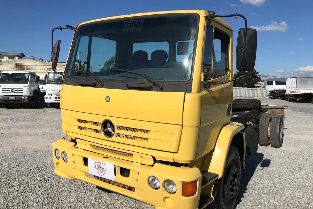 Mercedes Benz MB 1215 - 99/99 2