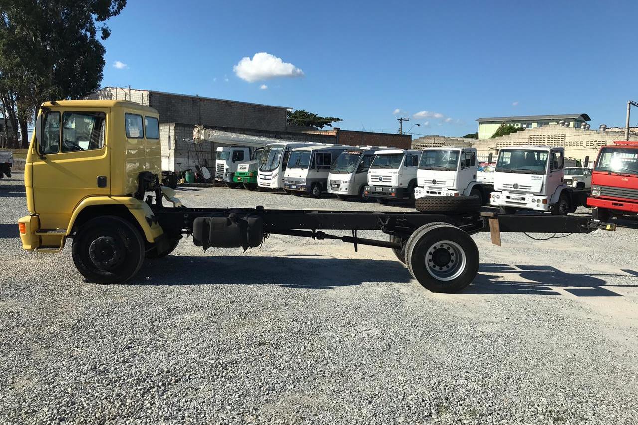 Mercedes Benz MB 1215 - 99/99 4