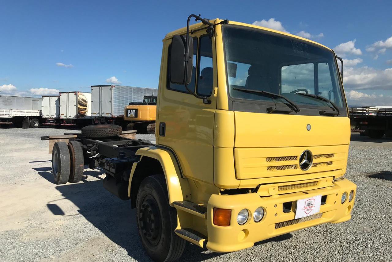 Mercedes Benz MB 1215 - 99/99 6