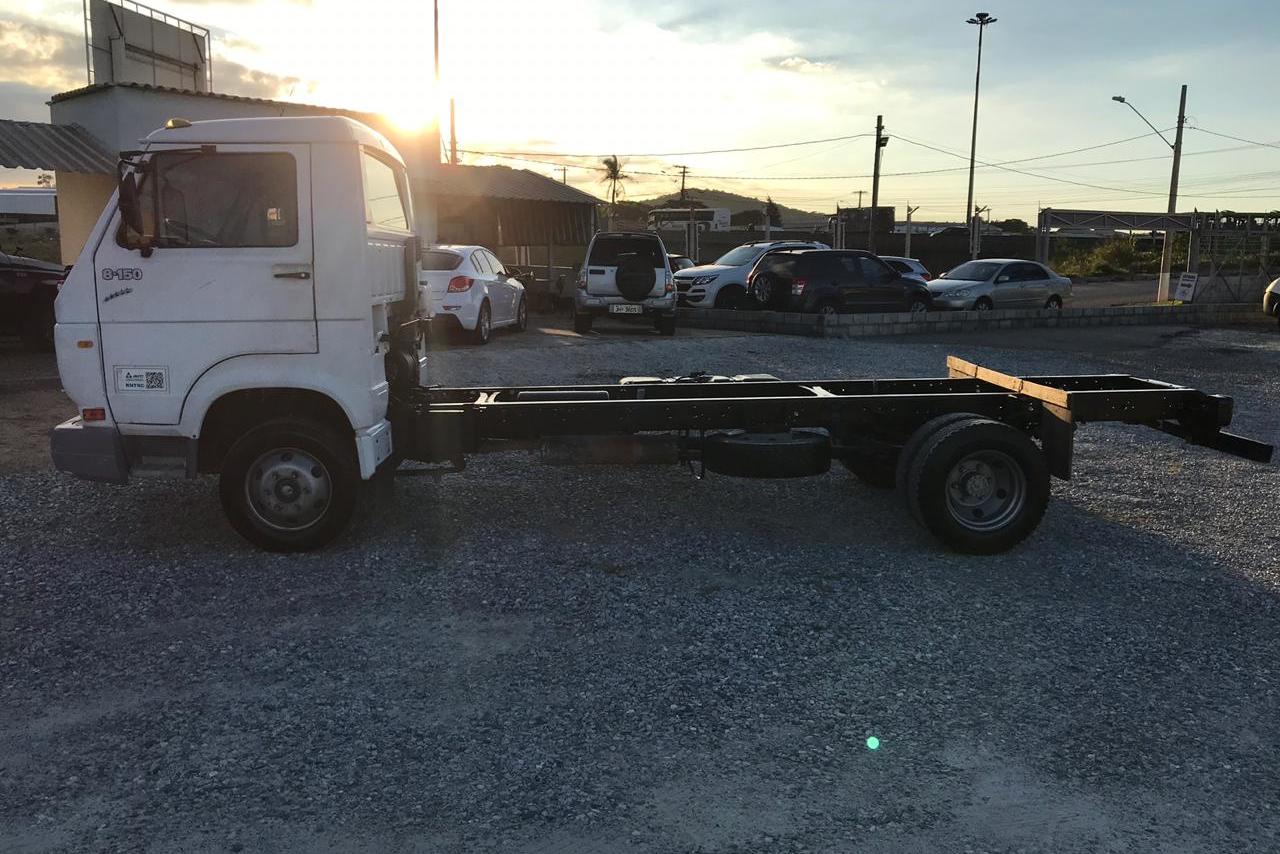 Volkswagen 8 150 - 03/04 9