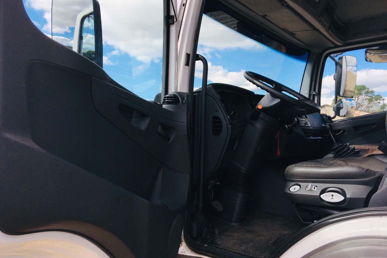 Mercedes Benz Atego 2426 - 14/14 9