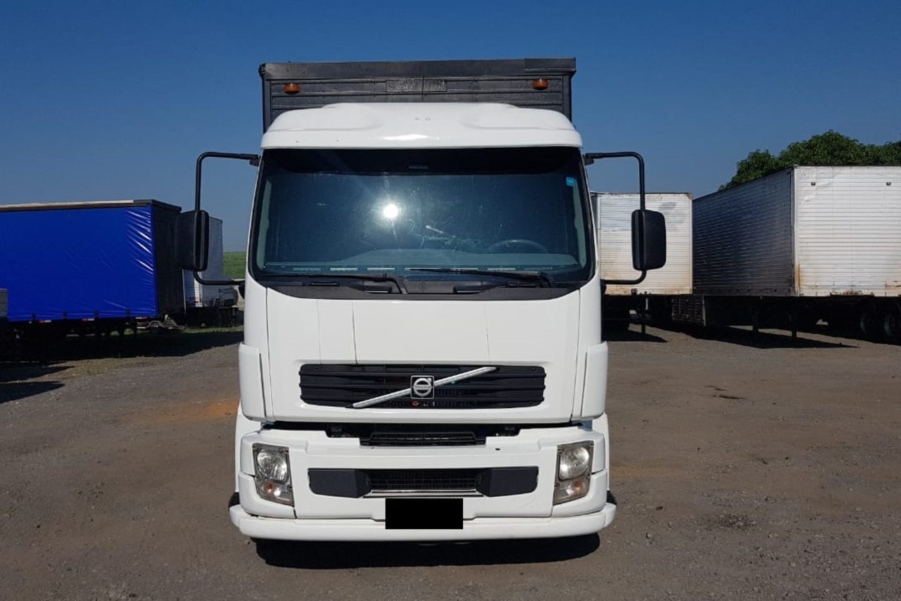 Volvo VM260 - 08/08 5
