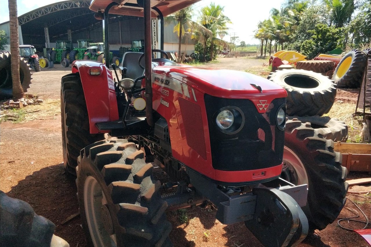 Massey Ferguson 4283 - 13/13 2