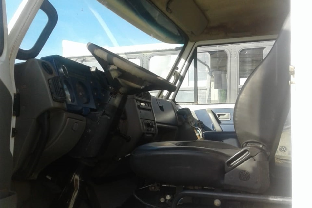 Volkswagen 31 310 - 05/05 9