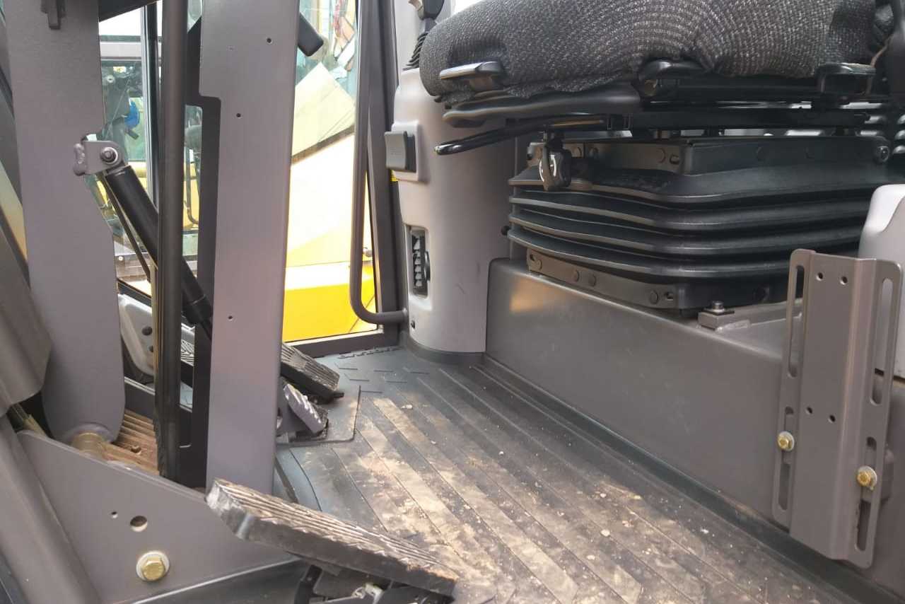 Volvo G930 - 13/13 4