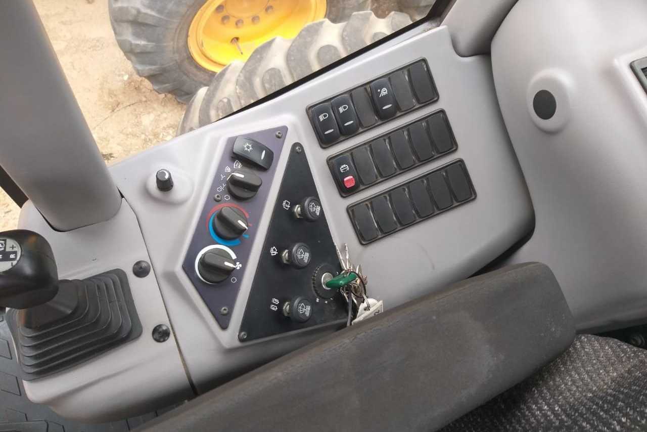 Volvo G930 - 13/13 10