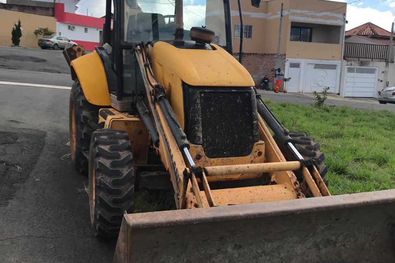New Holland B90B - 13/13 3