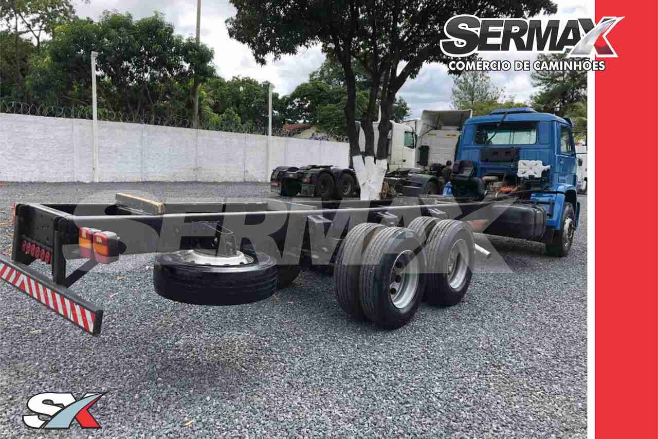 Volkswagen 23 310 - 04/04 5