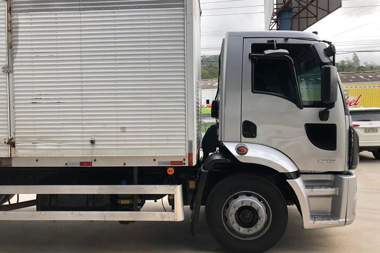 Ford Cargo1717 - 13/13 2