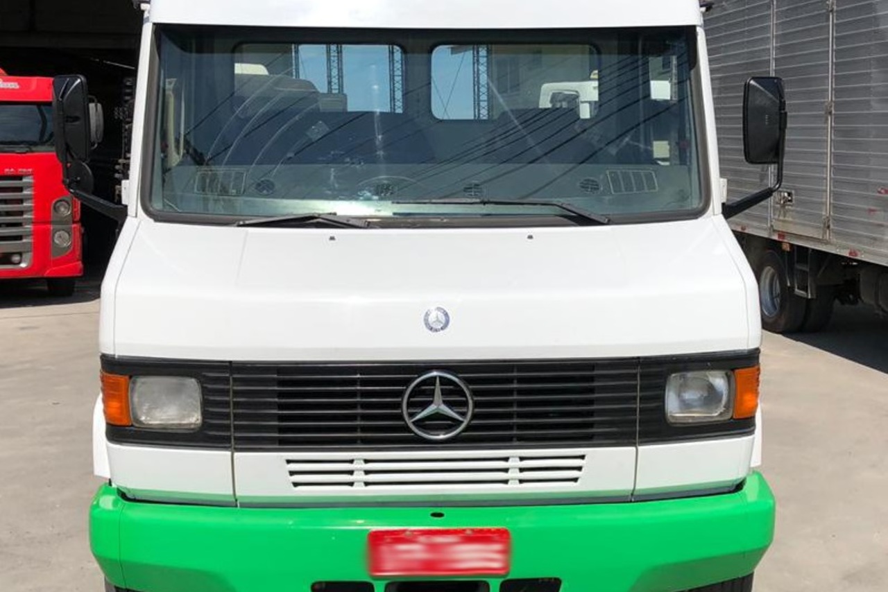 Mercedes Benz MB 710 - 97/97 2