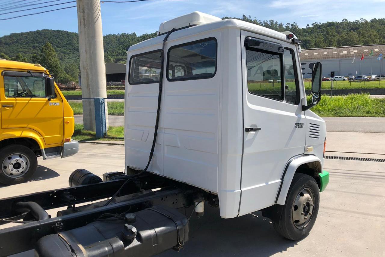 Mercedes Benz MB 710 - 97/97 3