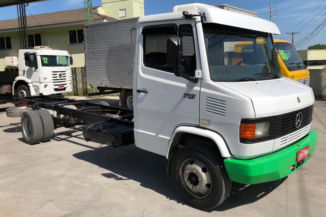 Mercedes Benz MB 710 - 97/97 6