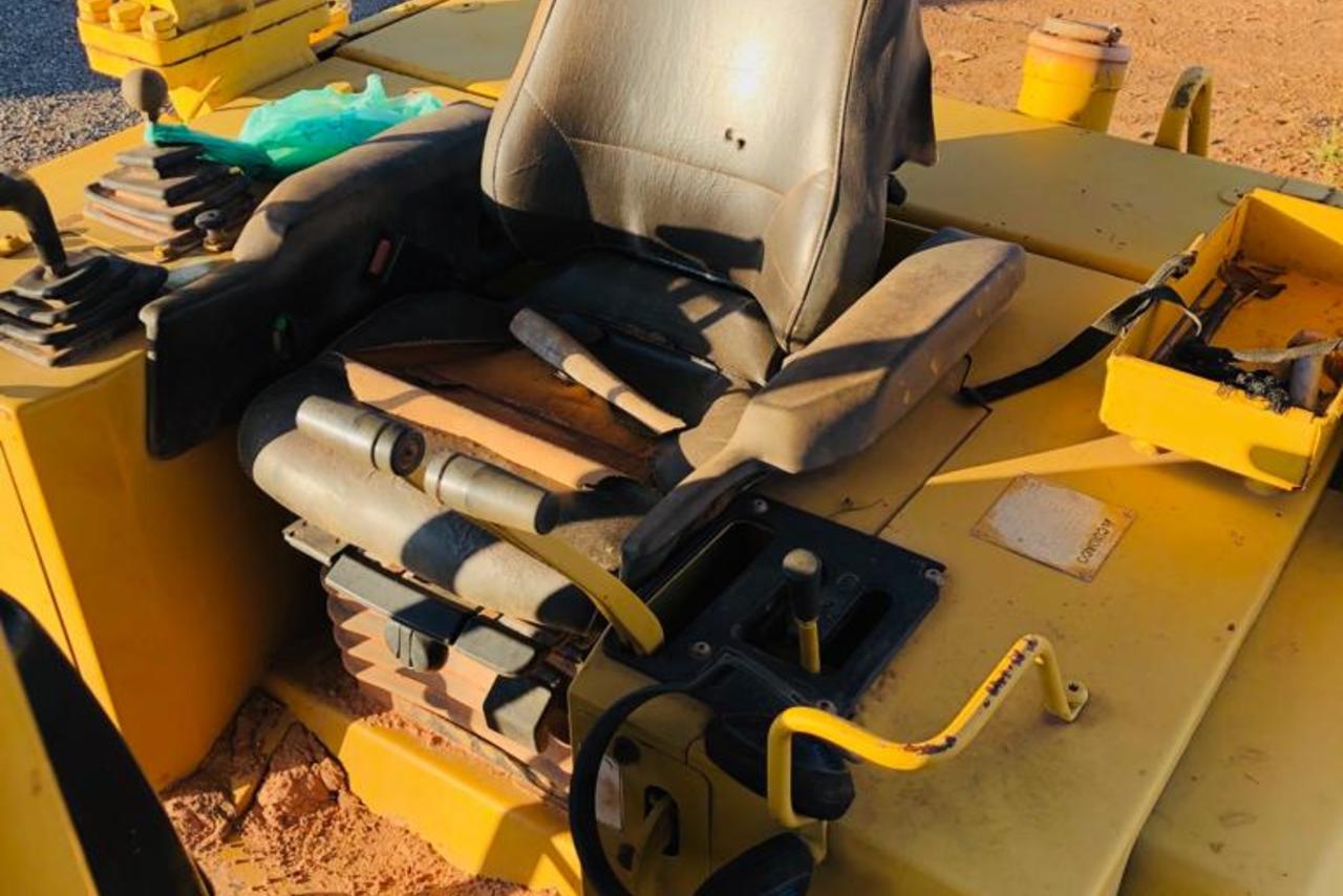Caterpillar D6N - 02/02 6