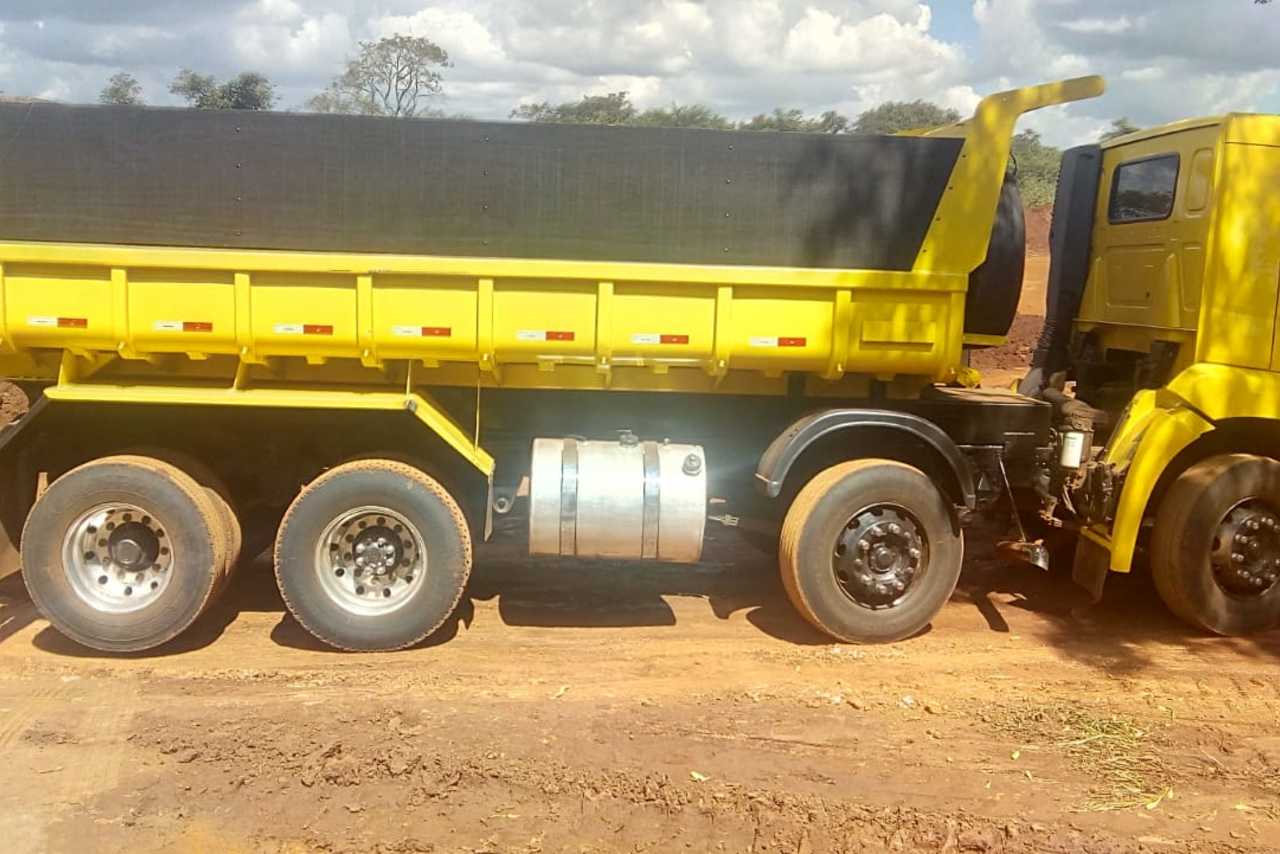 Volkswagen 19-320 Titan - 06/06 4