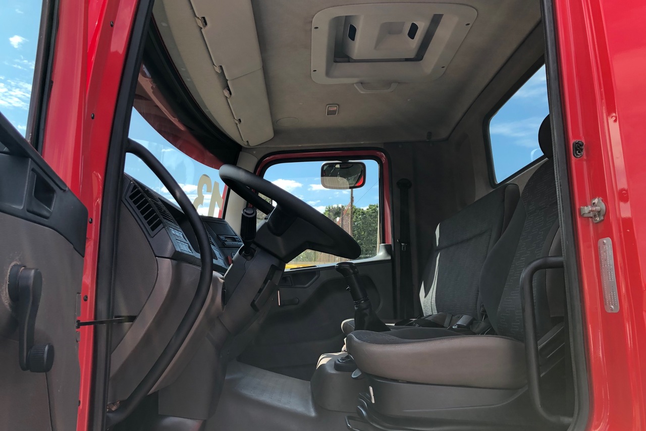 Volkswagen 24-280 E Constellation 6x2 - 12/13 6
