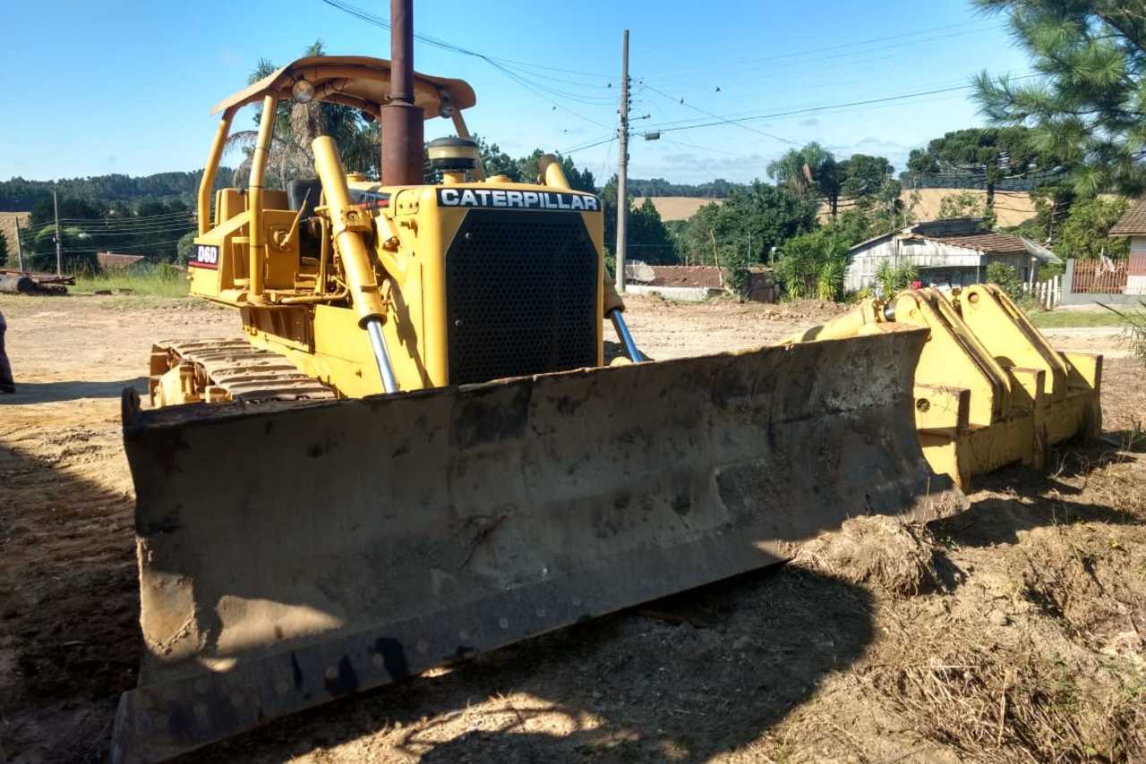 Caterpillar D6D - 81/81 4