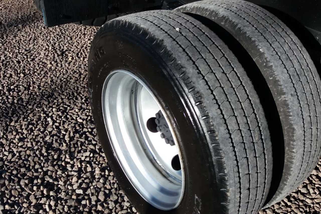 Volkswagen 8 140 - 95/95 2